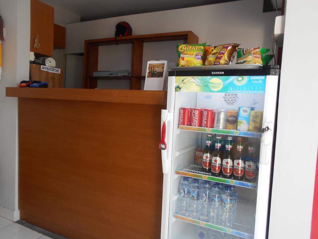 Reddoorz At Kerobokan Seminyak 2 Eksteriør billede